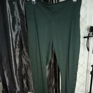 White House Black Market Green High Rise Leggings - Size L - Versatile